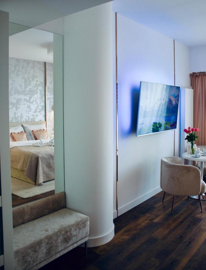 Hanza Tower -M&M Luxury Apartment 슈체친 외부 사진